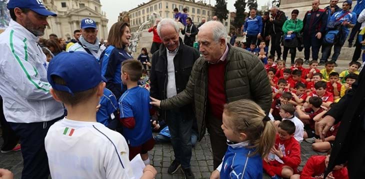 I 120 anni della FIGC celebrati in 11 piazze italiane. Fabbricini: “Uno spot per il calcio”