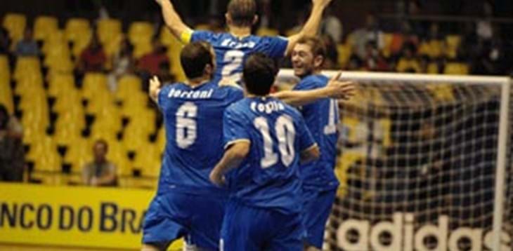 Gli azzurri battono la Russia e chiudono al 3° posto, titolo al Brasile