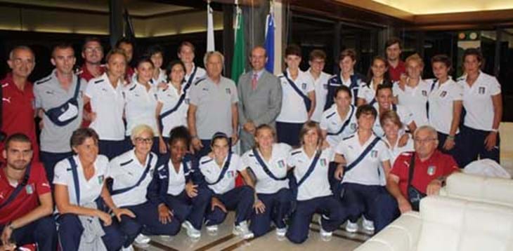 Azzurre ricevute all’Ambasciata italiana a Tokio. Domenica l’esordio.
