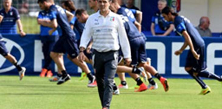 Prandelli: “Non posso ancora dire chi giocherà, sarà una gara molto difficile”