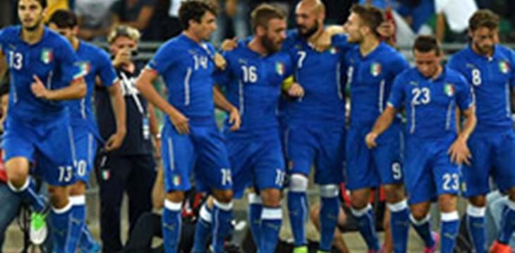 Italia bella e vincente: Immobile e De Rossi regalano a Conte il primo sorriso
