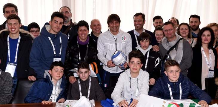 Conte e gli Azzurri accolgono la ‘squadra del cuore’ dell’Ospedale Pediatrico Bambino Gesù