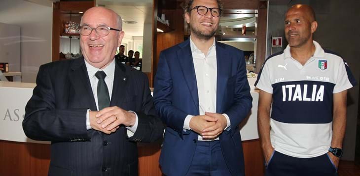 Il Ministro Lotti fa visita agli Azzurrini: “Siete un modello per tanti ragazzi”