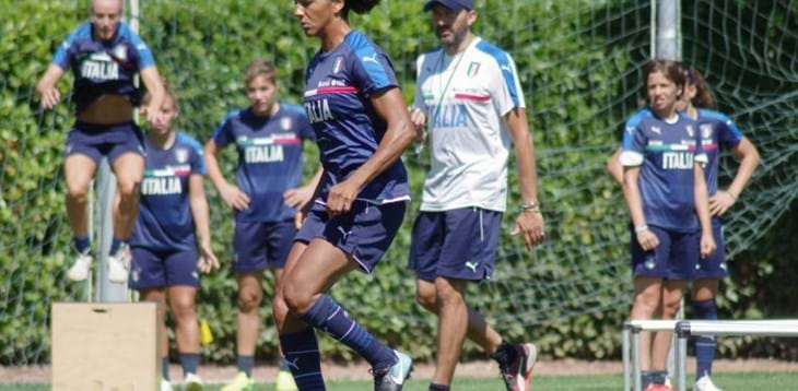Azzurre al lavoro a Coverciano, tra una settimana l’esordio nel Campionato Europeo