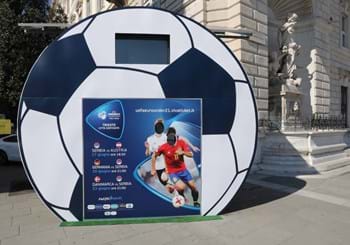 Partito il 'countdownclock' nella suggestiva piazza Unità d’Italia a Trieste