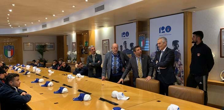 Gravina riceve in FIGC i ragazzi del Roma Club Gerusalemme: “Il Calcio veicolo di dialogo e amicizia”